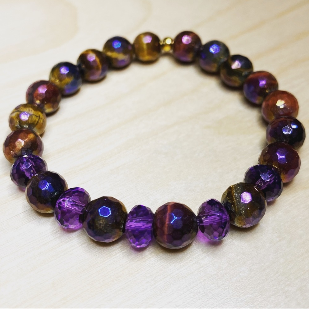 Tiger eye and amethyst. Never worn.